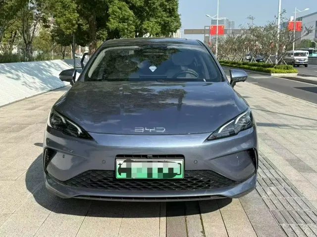 BYD Seal 05 DM-i — Фото автомобиля 2