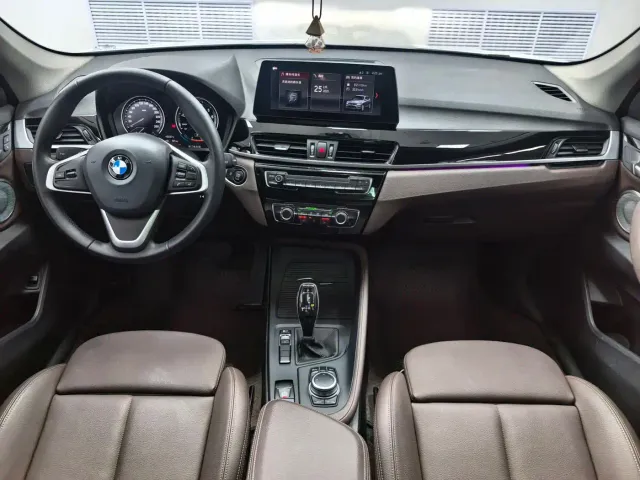 BMW X1 — Фото автомобиля 9