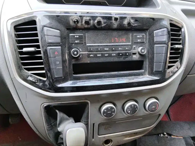 Maxus Xintu V80 — Фото автомобиля 5