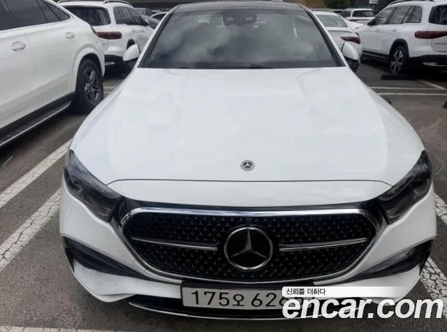 Фотография автомобиля — Mercedes-Benz E-Class W214