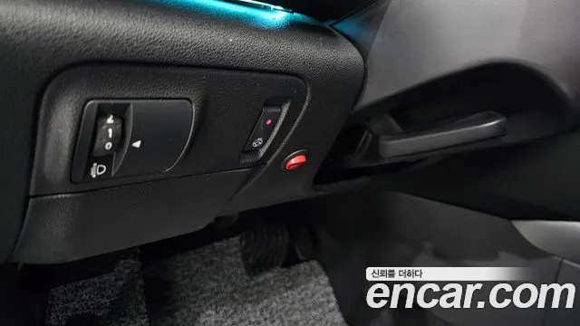 Renault Korea SM6 New — Фото автомобиля 19