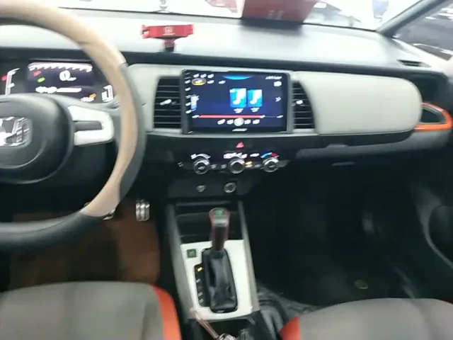 Honda LIFE 2021 1.5L CVT SPORT Heartbeat Edition — Фото автомобиля 12