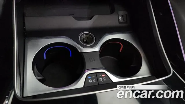 BMW X6 xDrive40i M Sport — Фото автомобиля 26
