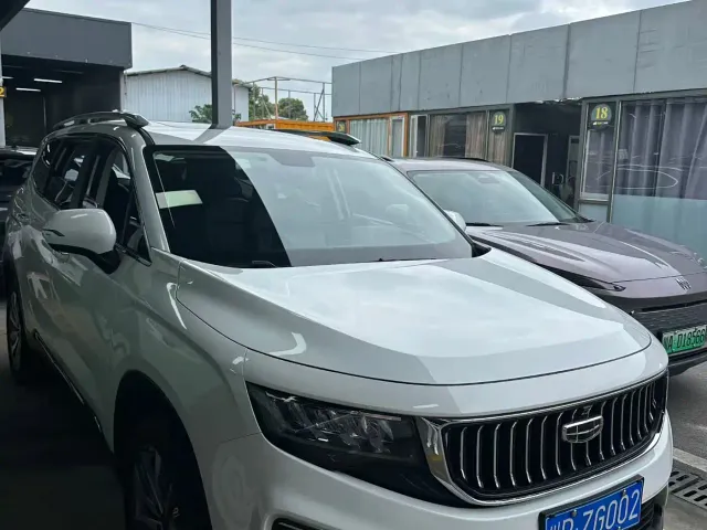 Geely Haoyue — Фото автомобиля 3