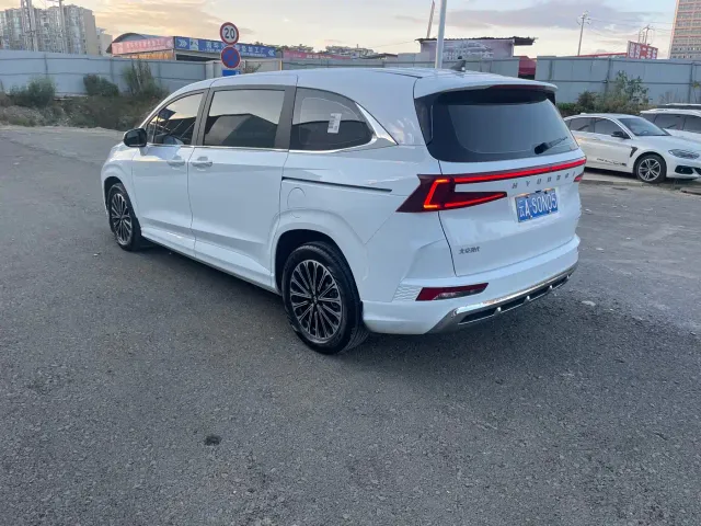 Hyundai Custo — Фото автомобиля 5