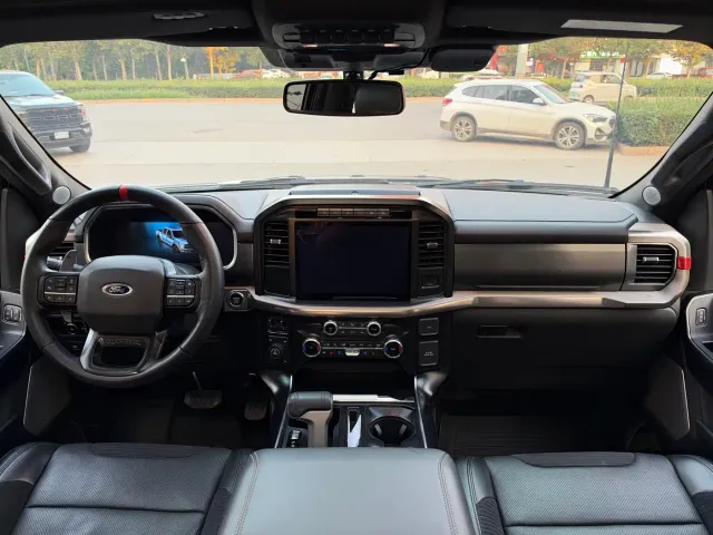 Ford F-150 Raptor — Фото автомобиля 9