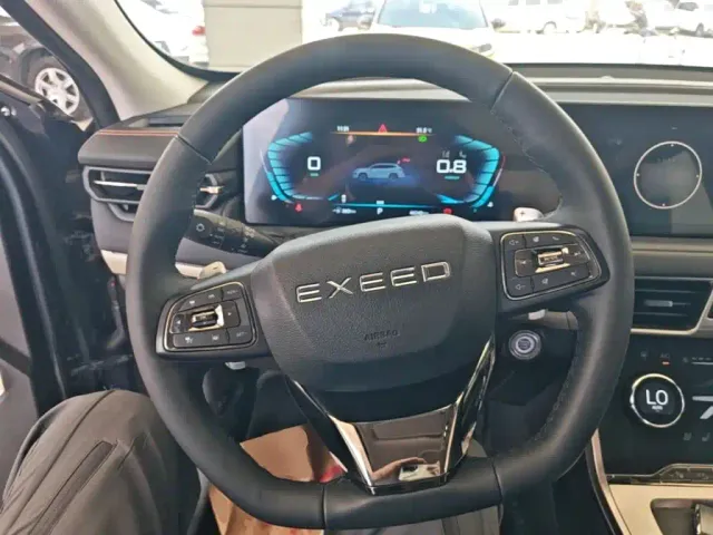 Exeed TXL — Фото автомобиля 10