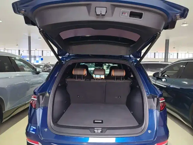 BYD Song Pro — Фото автомобиля 18
