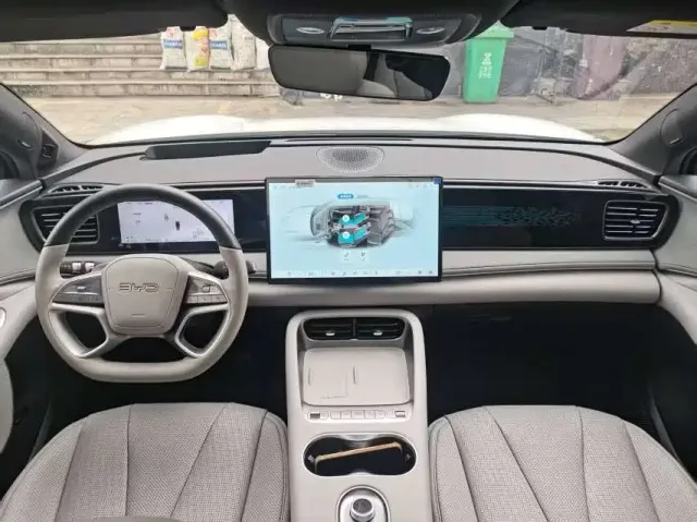 BYD Sealion 06 — Фото автомобиля 5