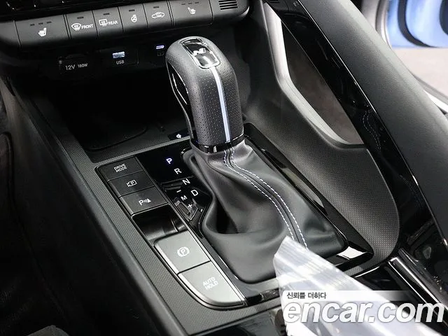 Hyundai AVANTE — Фото автомобиля 9