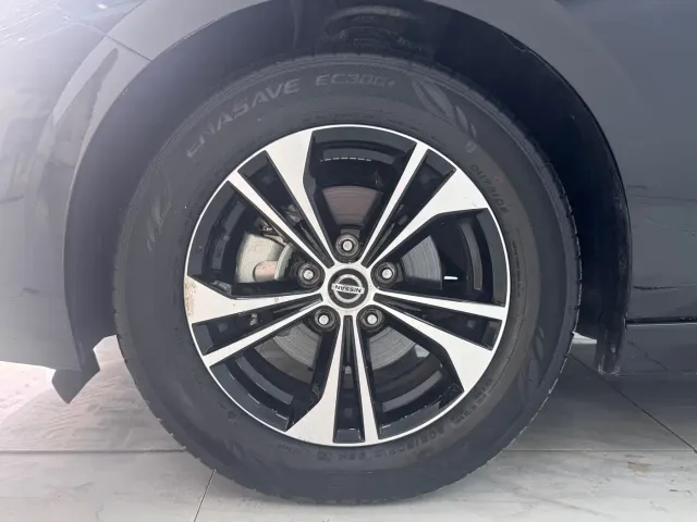 Nissan Sylphy — Фото автомобиля 19