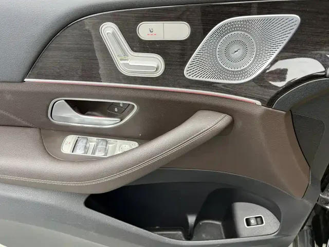 Mercedes-Benz GLE-Class — Фото автомобиля 15