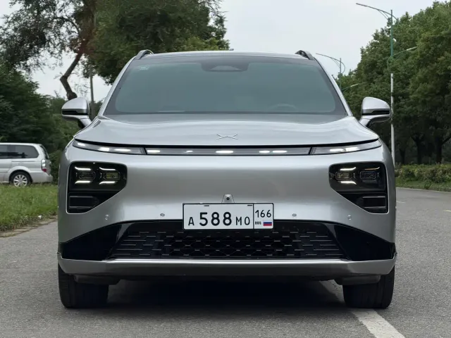 Xpeng G9 — Фото автомобиля 2