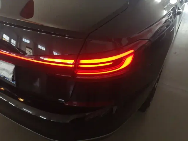 Volkswagen Passat — Фото автомобиля 7