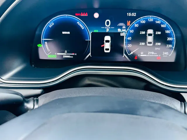 Toyota Avalon 2024 Hybrid 2.0L Luxury Edition — Фото автомобиля 17