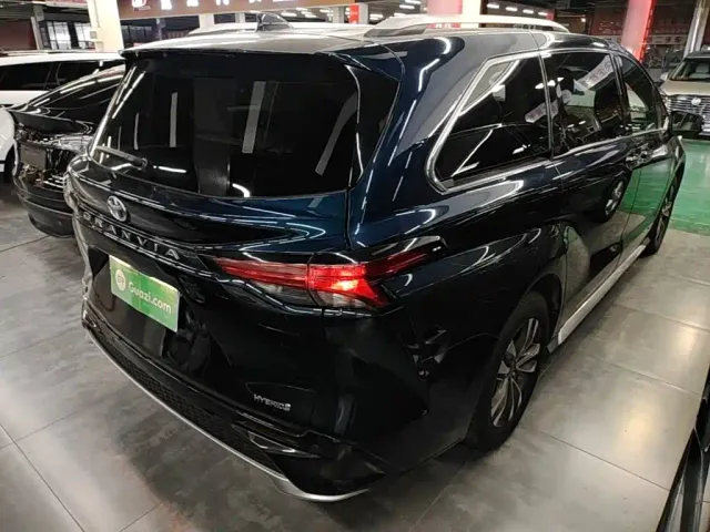 Toyota Granvia — Фото автомобиля 6