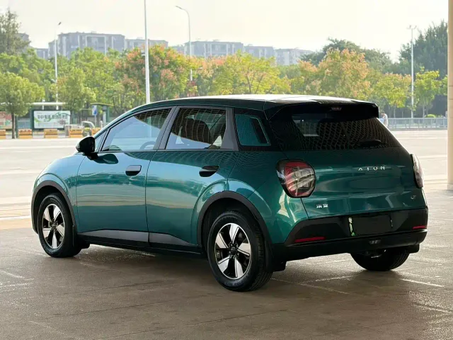 GAC Aion UT — Фото автомобиля 7