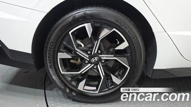 Hyundai Sonata — Фото автомобиля 5