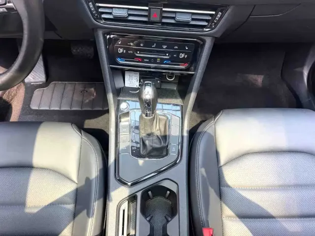 Volkswagen Tharu — Фото автомобиля 14