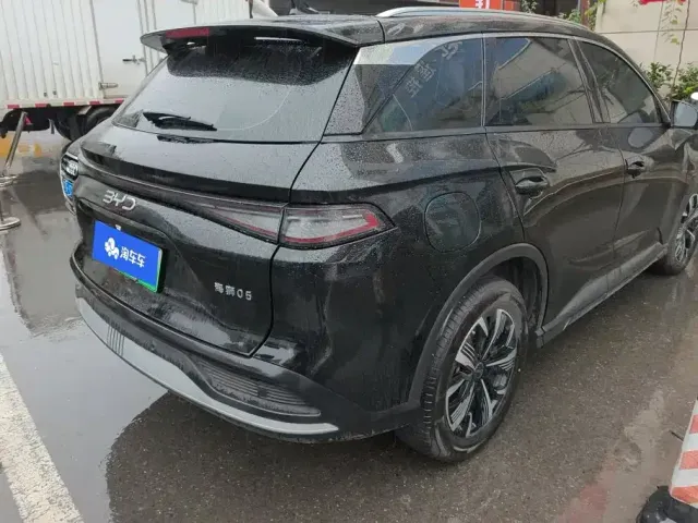 BYD Seal 05 DM-i 2025 DM-i 115KM Honor — Фото автомобиля 3