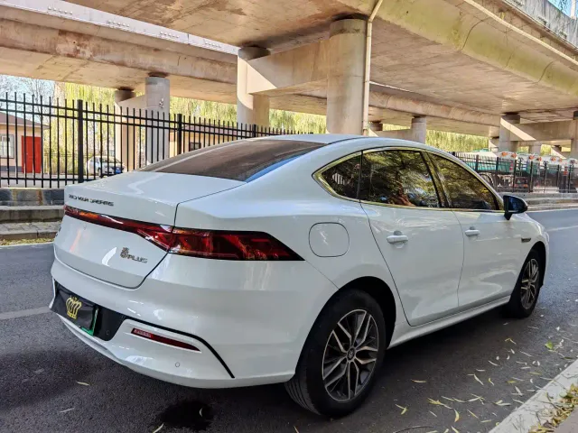 BYD Qin PLUS — Фото автомобиля 4