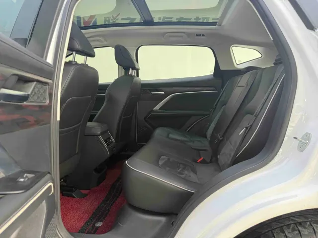 Haval H6 — Фото автомобиля 11