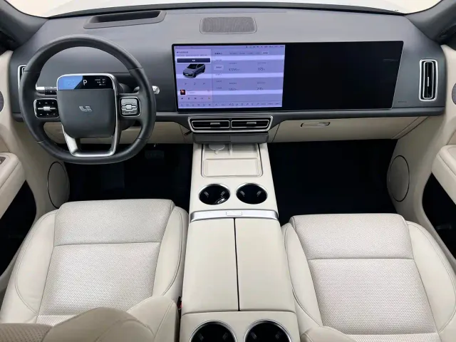 Li Auto L9 — Фото автомобиля 17