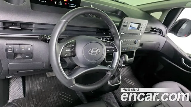 Hyundai Staria — Фото автомобиля 13