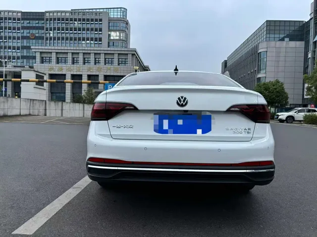 Volkswagen Sagitar — Фото автомобиля 8