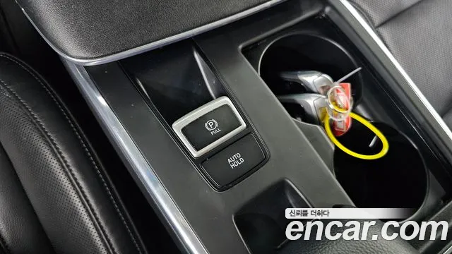 Hyundai Grandeur New — Фото автомобиля 23