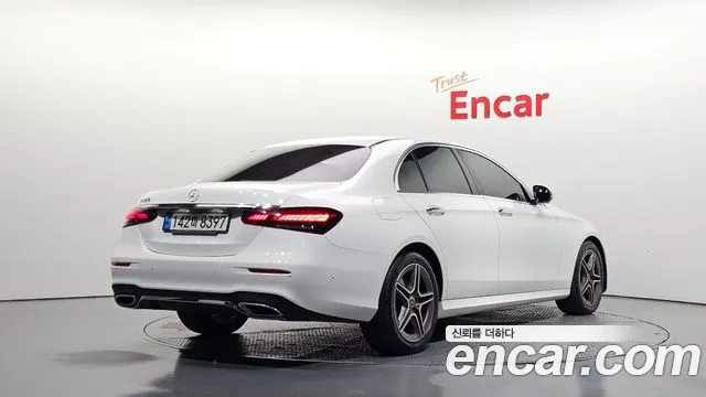 Mercedes-Benz E-Class W213 — Фото автомобиля 2