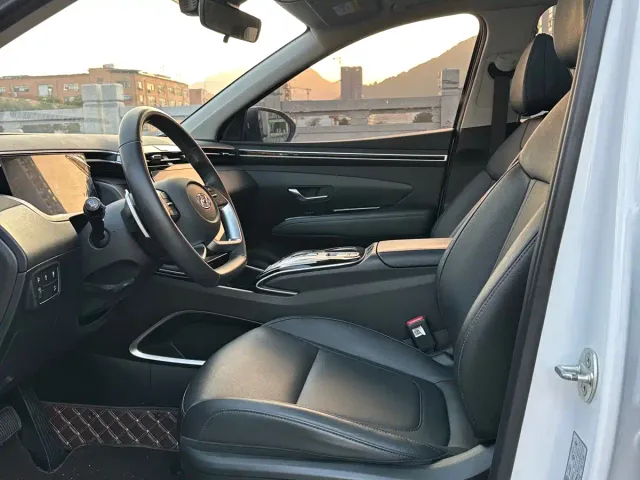 Hyundai Tucson — Фото автомобиля 4