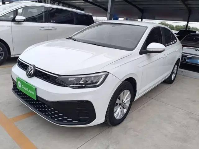 Фотография автомобиля — Volkswagen Lavida