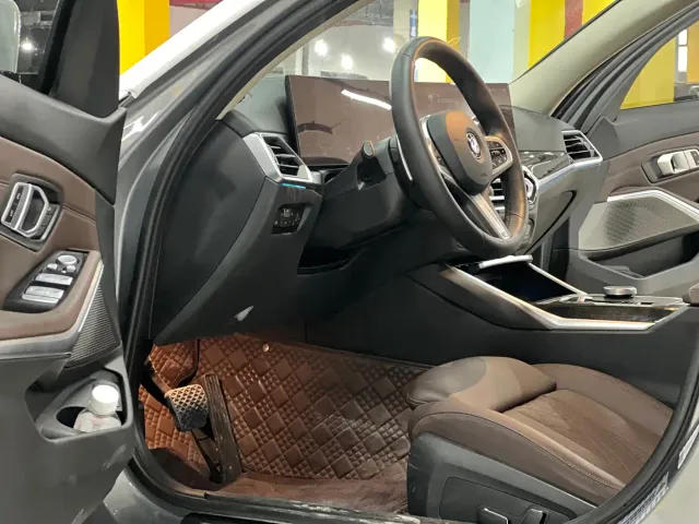BMW 3 Series — Фото автомобиля 6