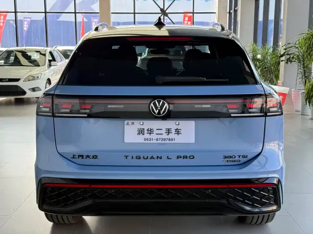 Volkswagen Tiguan L — Фото автомобиля 4