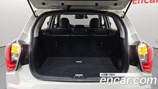 KG_Mobility_Ssangyong TIBOLI Very New Tivoli Бензин 1.5 2WD — Фото автомобиля 15
