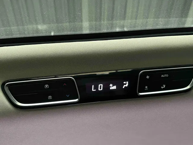 GAC Trumpchi E8 — Фото автомобиля 24