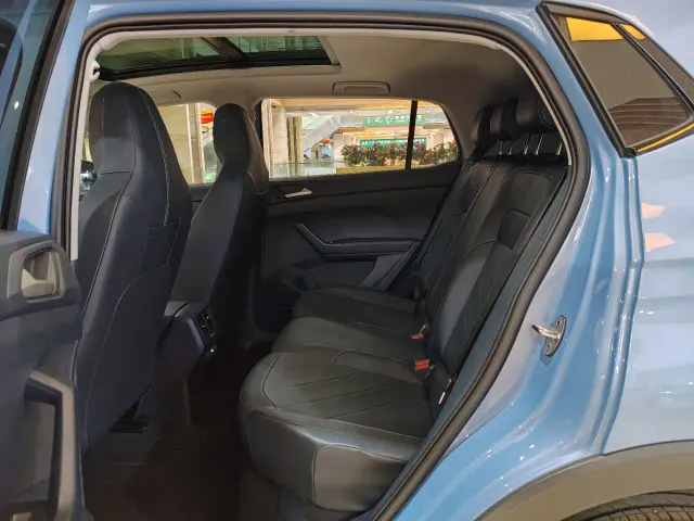 Volkswagen Tharu — Фото автомобиля 6