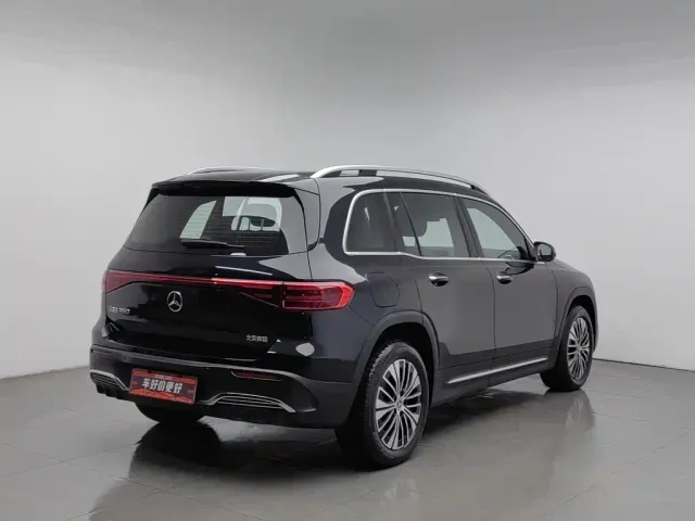 Mercedes-Benz EQB — Фото автомобиля 2