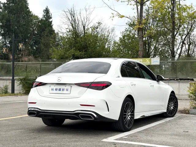 Mercedes-Benz C-Class — Фото автомобиля 9