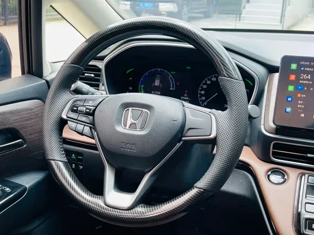 Honda Odyssey — Фото автомобиля 16
