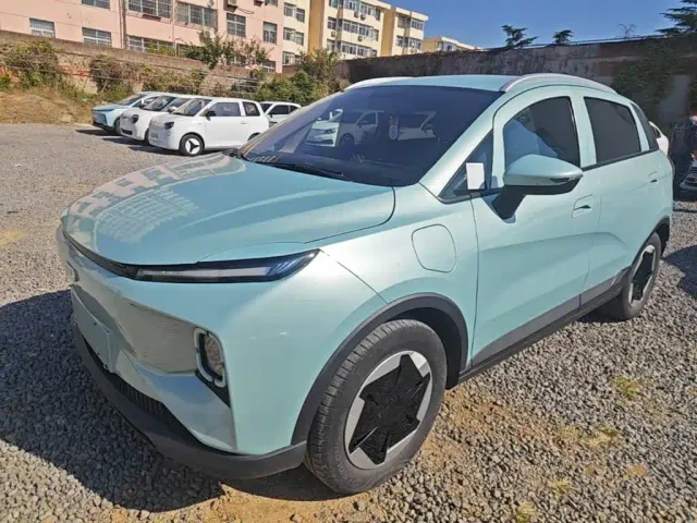Фотография автомобиля — Geely Geometry E Firefly