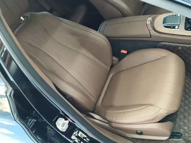 Mercedes-Benz E-Class — Фото автомобиля 24