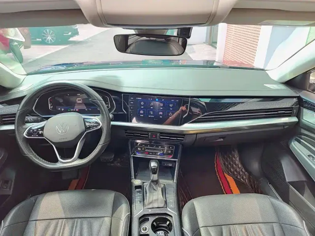 Volkswagen Passat — Фото автомобиля 10
