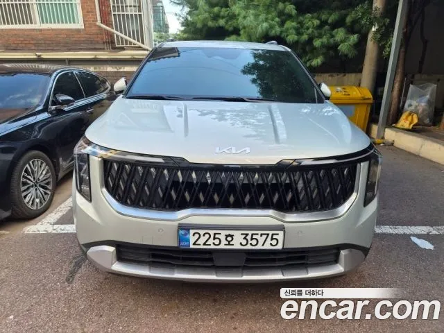 Фотография автомобиля — Kia Carnival Generation 4
