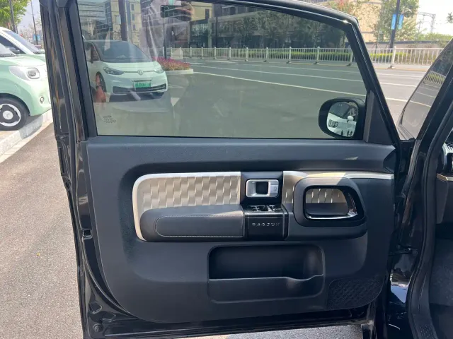 Baojun KiWi EV — Фото автомобиля 7