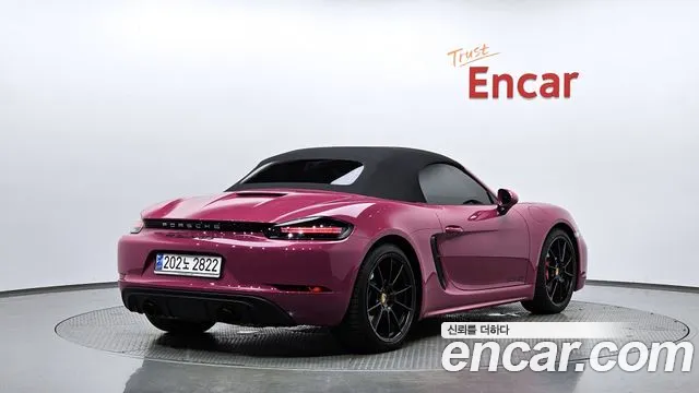 Porsche 718 — Фото автомобиля 2