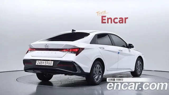 Hyundai AVANTE Новый Avante (CN7) — Фото автомобиля 2