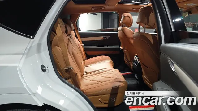 Genesis GV80 — Фото автомобиля 17