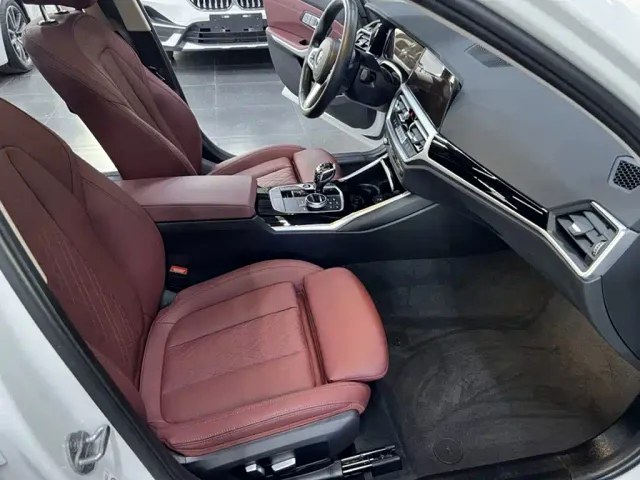 BMW 3 Series — Фото автомобиля 14